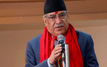 माओवादी अध्यक्ष प्रचण्ड बैतडी आएनन् 